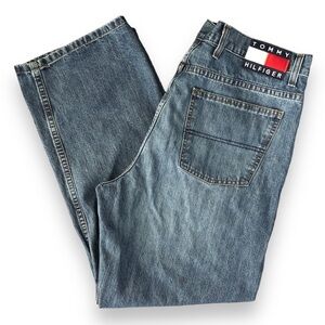 Tommy Hilfiger Straight Leg Jeans